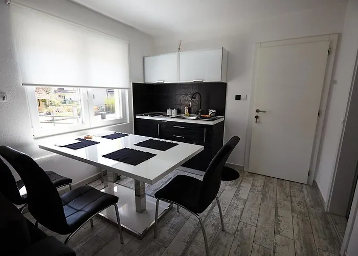 Apartment Azulmburgo